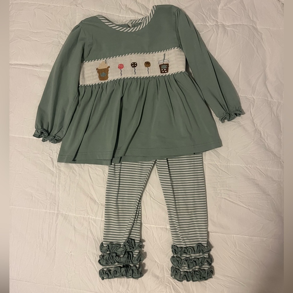 Starbucks Smocked Set